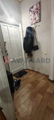 Продам 1-комнатную квартиру, маленький рынок