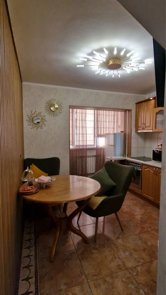 Owner! 3-room apartment with a view on the Bile Lake in Obolona.