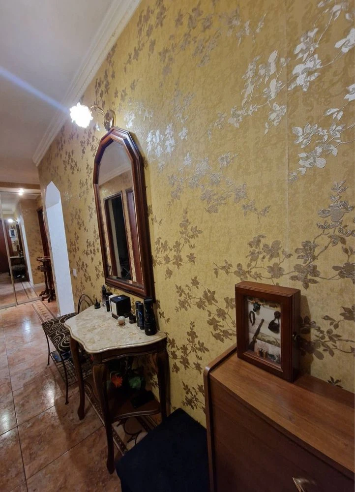 Owner! 3-room apartment with a view on the Bile Lake in Obolona.