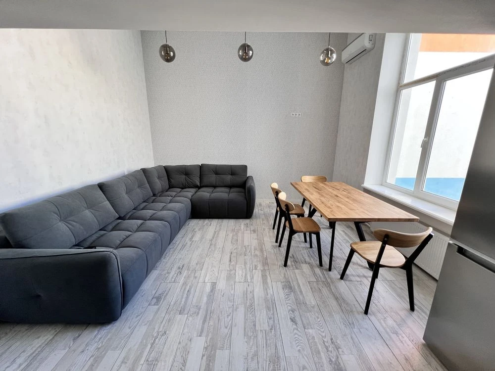 Продажа квартиры 2-уровневой, 65м, Бестужево 11