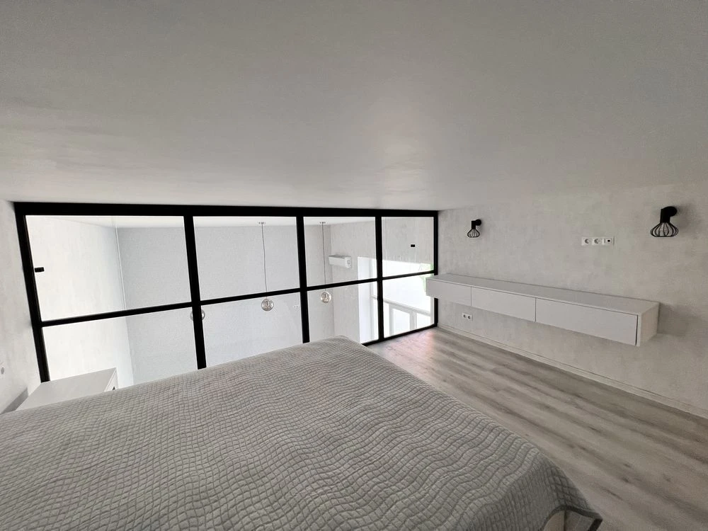Продажа квартиры 2-уровневой, 65м, Бестужево 11