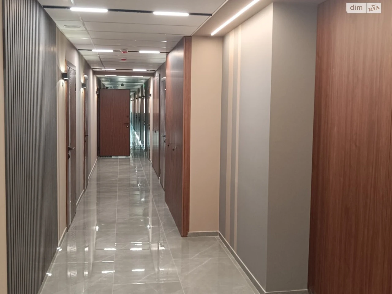 Apartment for Sale: Center