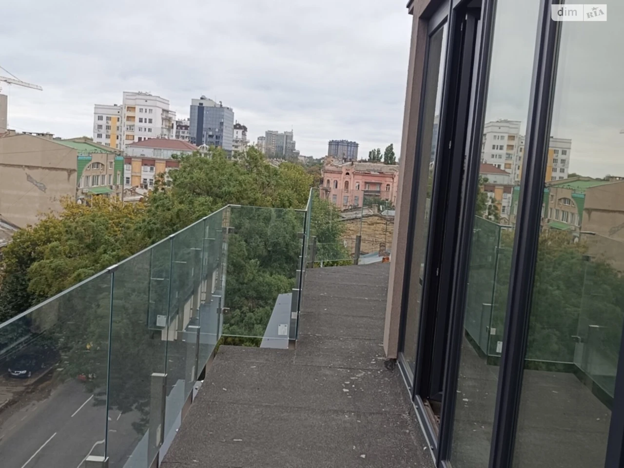 Apartment for Sale: Center