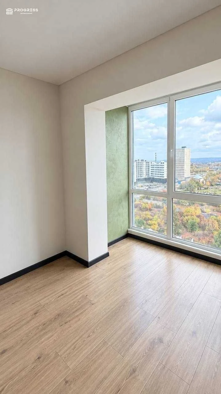 Great Price! For Sale: 1-bedroom apartment renovated in the city center!
