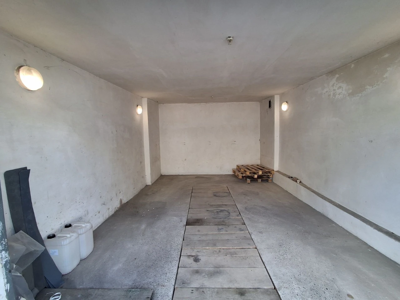 Sale of garage in Novoskhyn