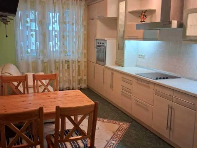 Apartment. Stepan Rudnytskoho st.
