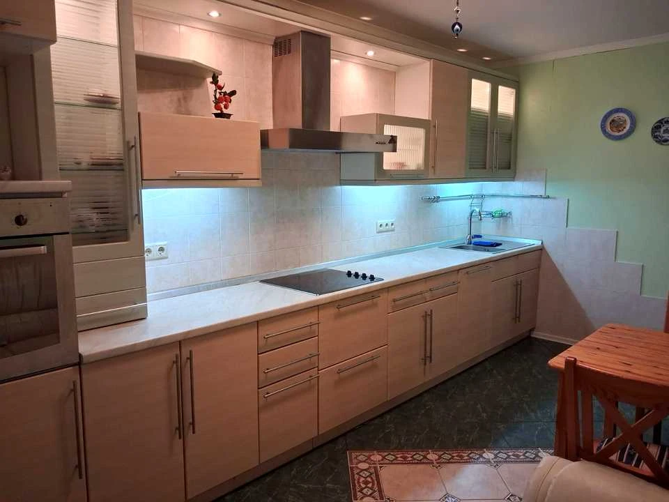 Apartment. Stepan Rudnytskoho st.