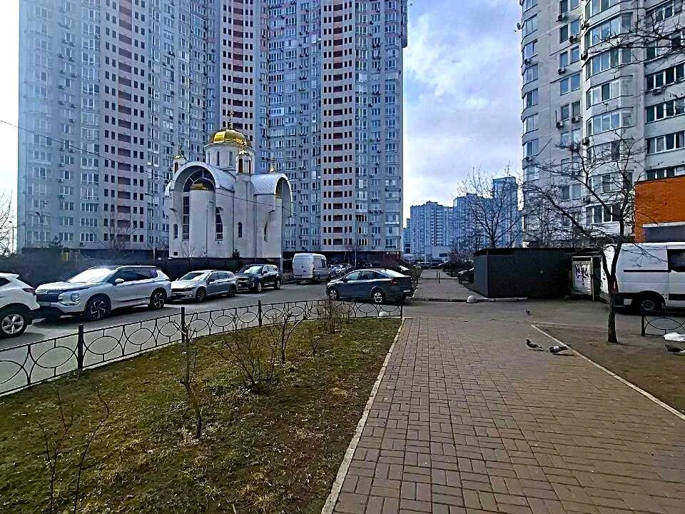 Квартира. Київ, проспект Миколи Бажана