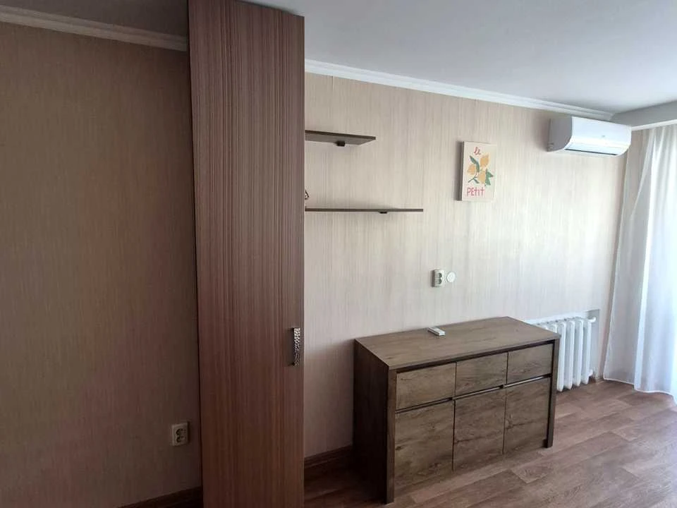 Квартира. Днепр, жилой массив Тополя-2, ул.