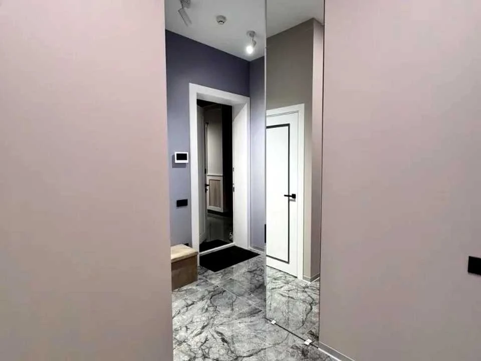 Apartment. Laman Street, Dnipro.
