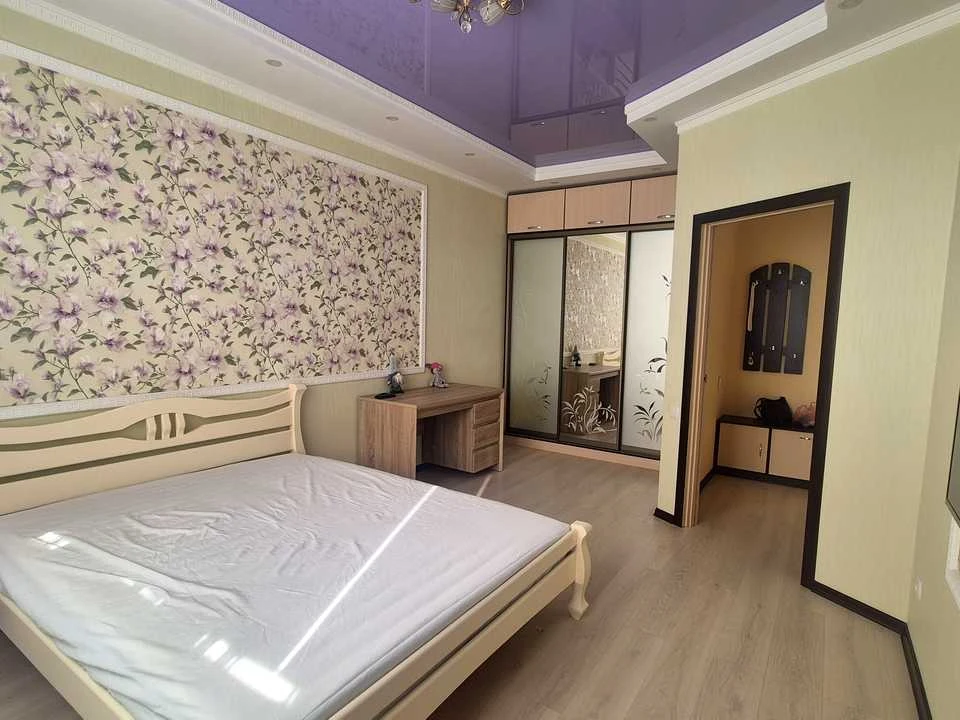 Apartment. Odesa, Sredny Fontan Street