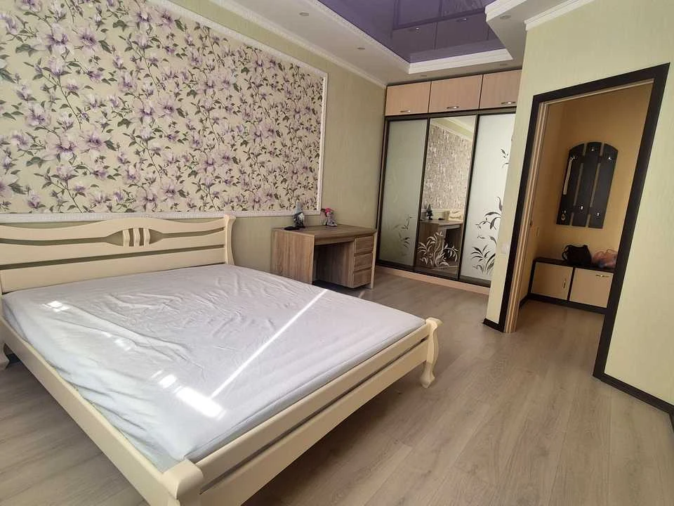 Apartment. Odesa, Sredny Fontan Street
