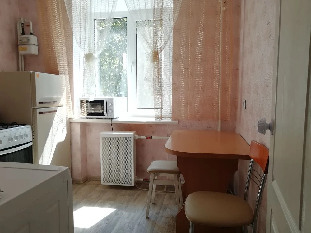 Apartment for Sale, Stalivariv, gas column