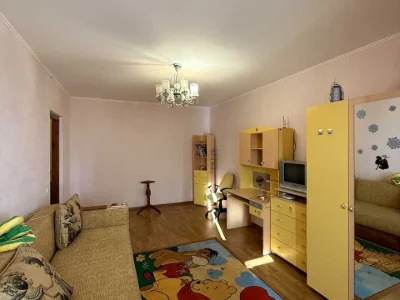 Квартира. Киев, Радунская улица