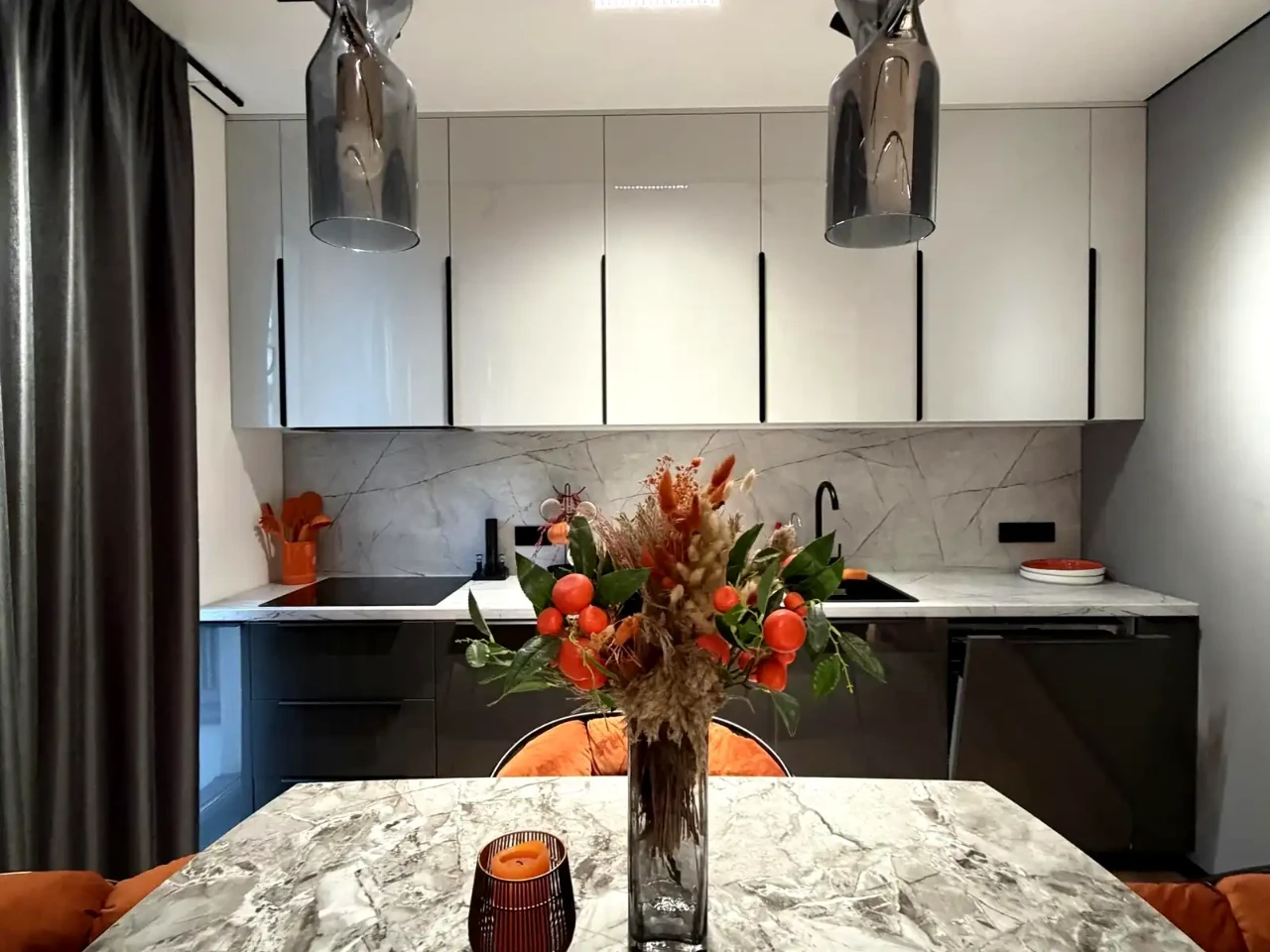 Rent 2-room apartment 70 sq m, 4th floor