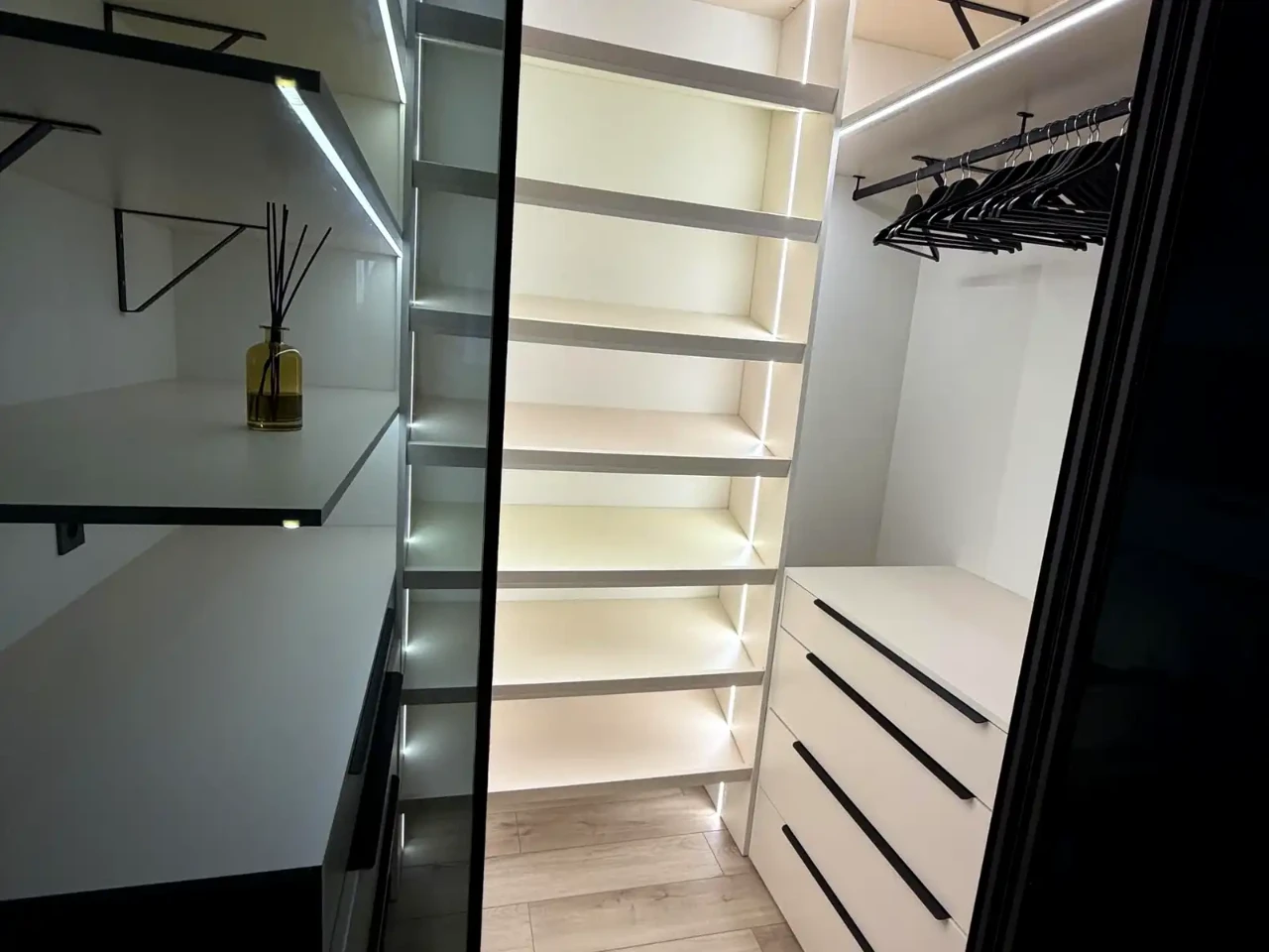 Rent 2-room apartment 70 sq m, 4th floor