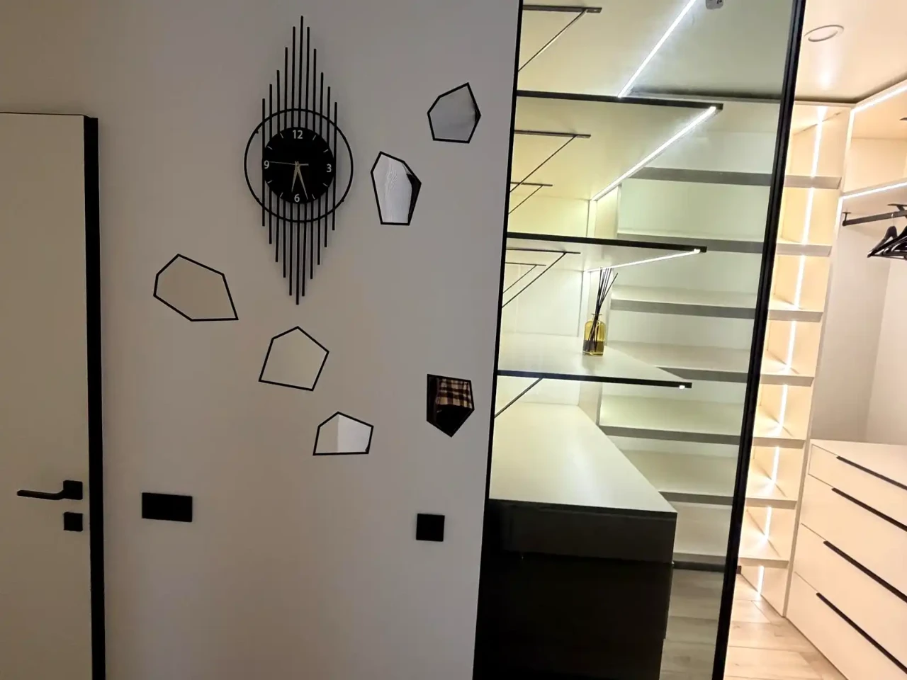 Rent 2-room apartment 70 sq m, 4th floor