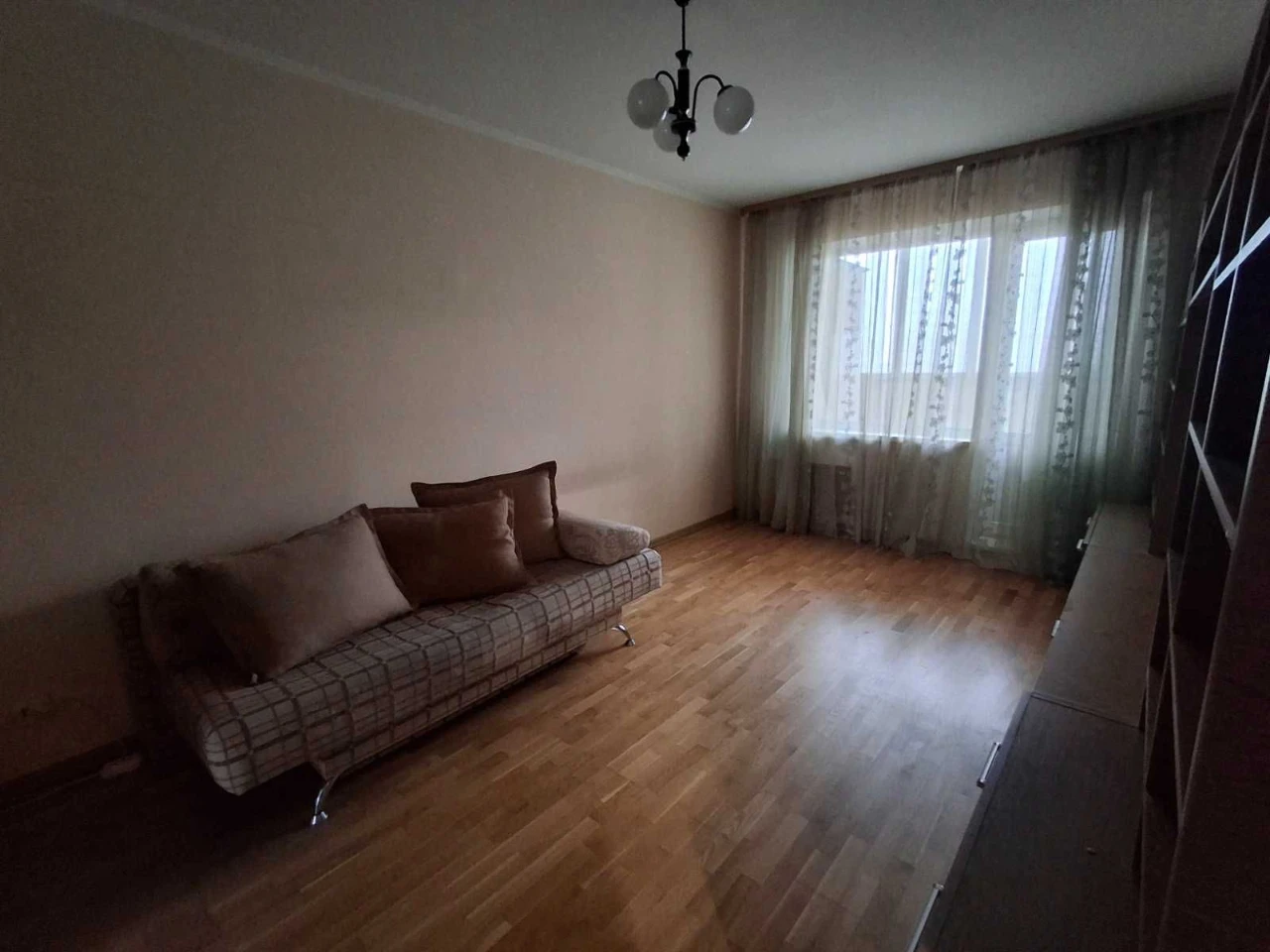 3-room apartment, ul. Ахматовой 19, Pozniaky, Kyiv. 67 sq.m.