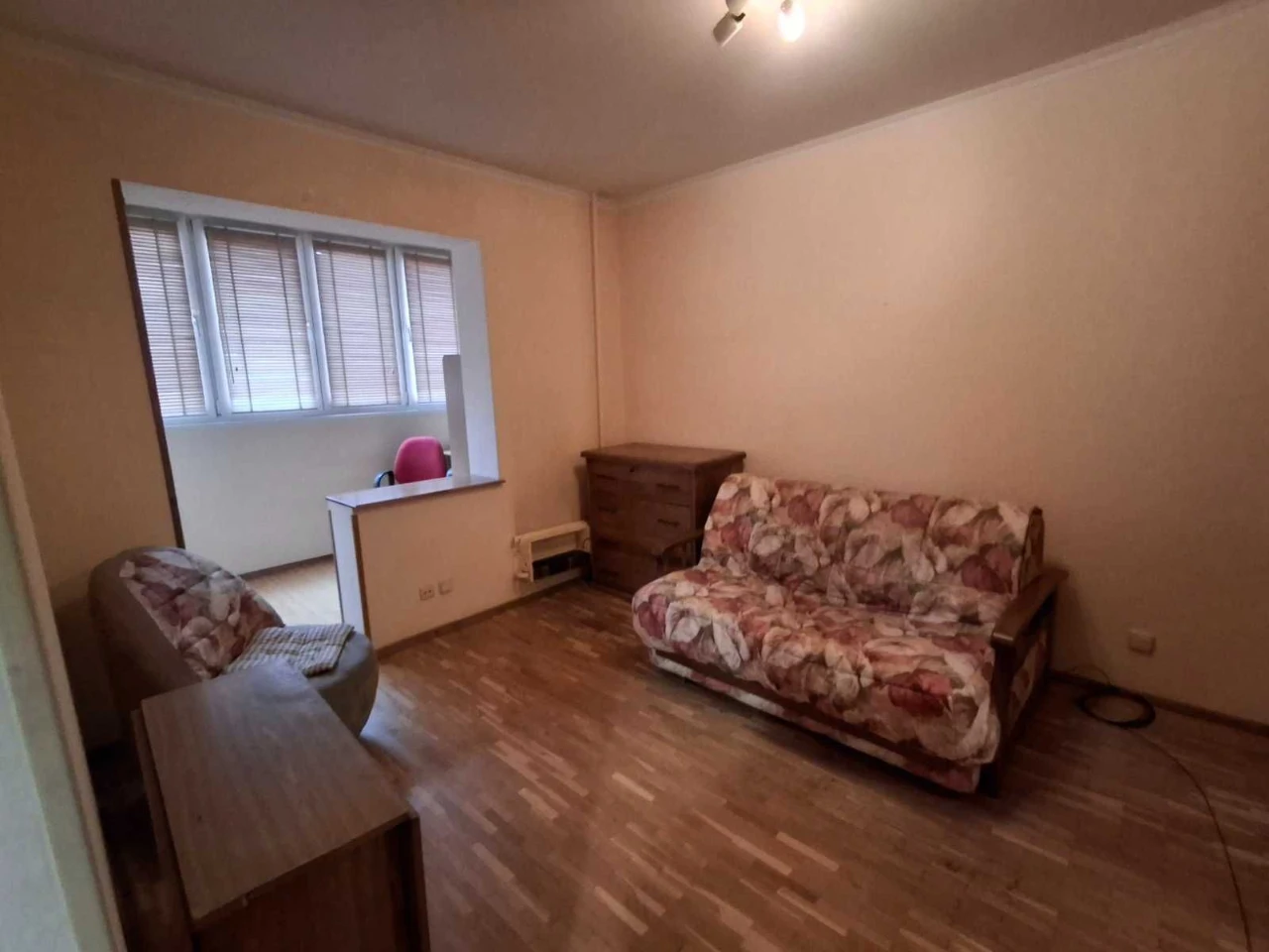 3-room apartment, ul. Ахматовой 19, Pozniaky, Kyiv. 67 sq.m.