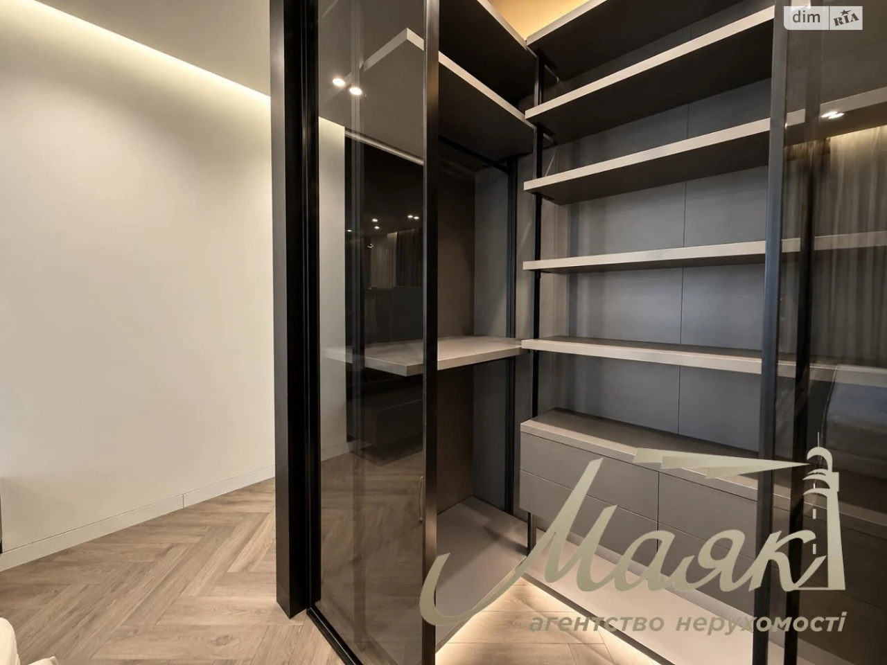 Apartment for Sale: Sapernoye Pole