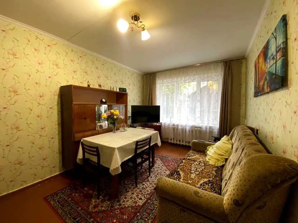Apartment. Mezhova St., Chernigov