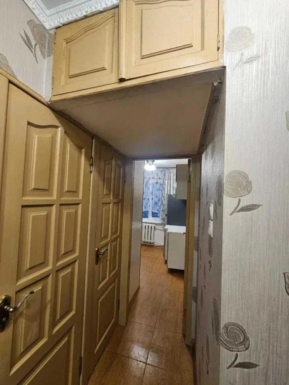 3 bedroom apartment on Queen Avenue, 13 Tram Line, Heavenly City