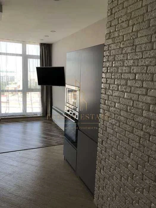 Продам квартиру с ремонтом в новострое ЖК Атлант/метро Холод
