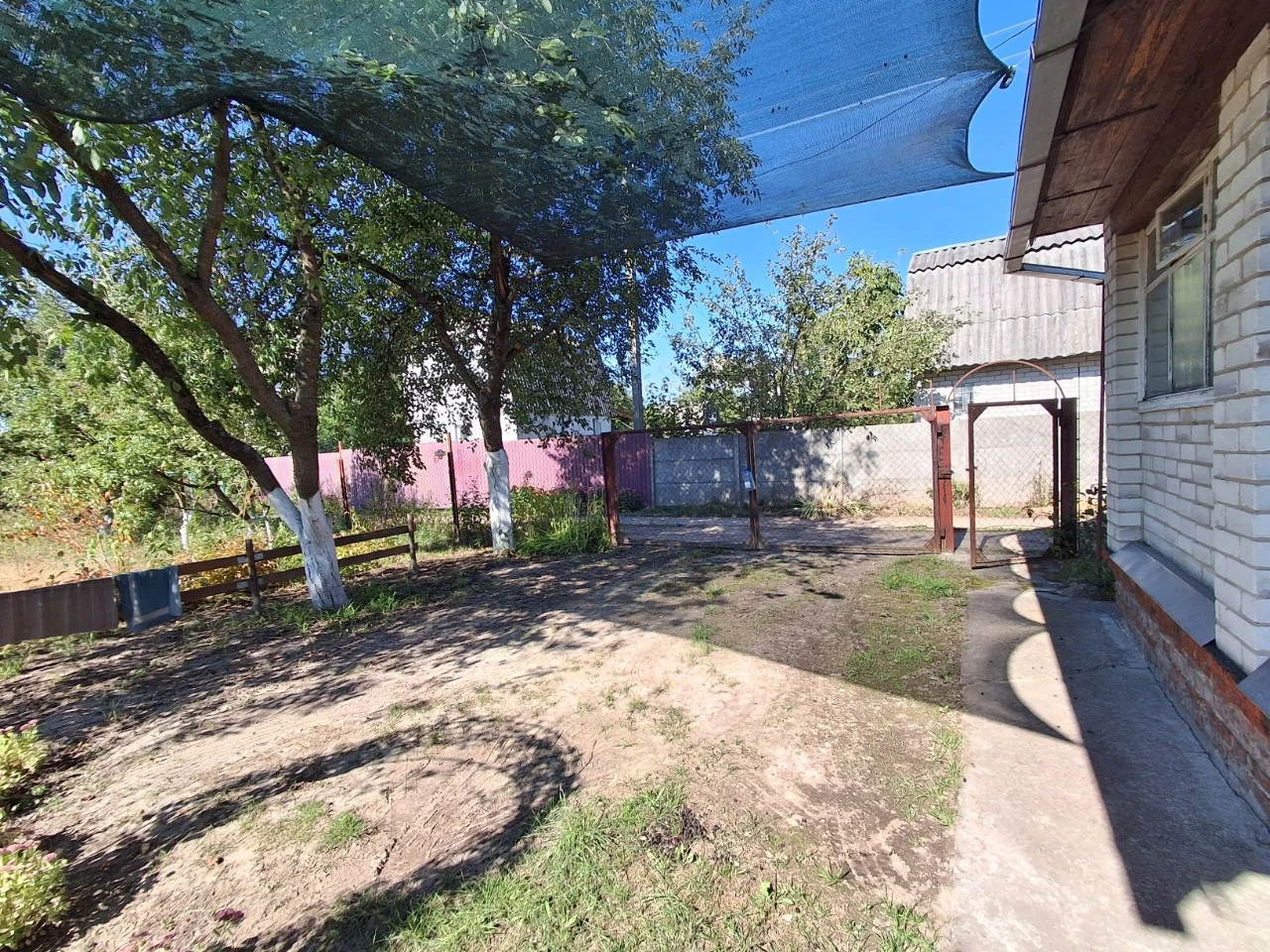 Sale of a plot in the city.  Plot "Burevysnyk".