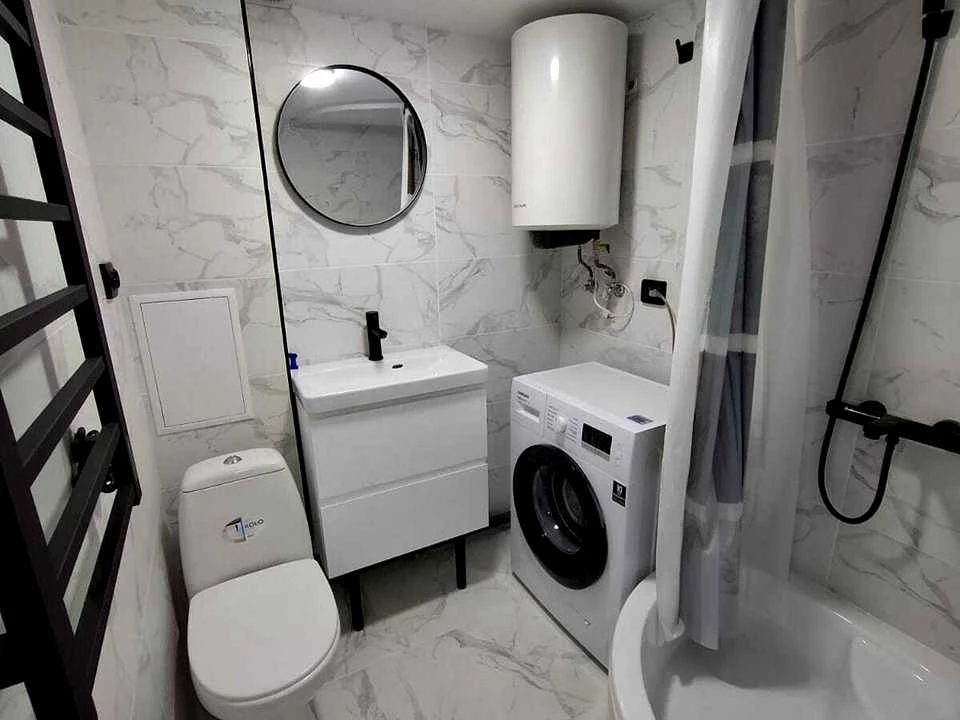 Apartment. Kyiv, Kam'yanska Street