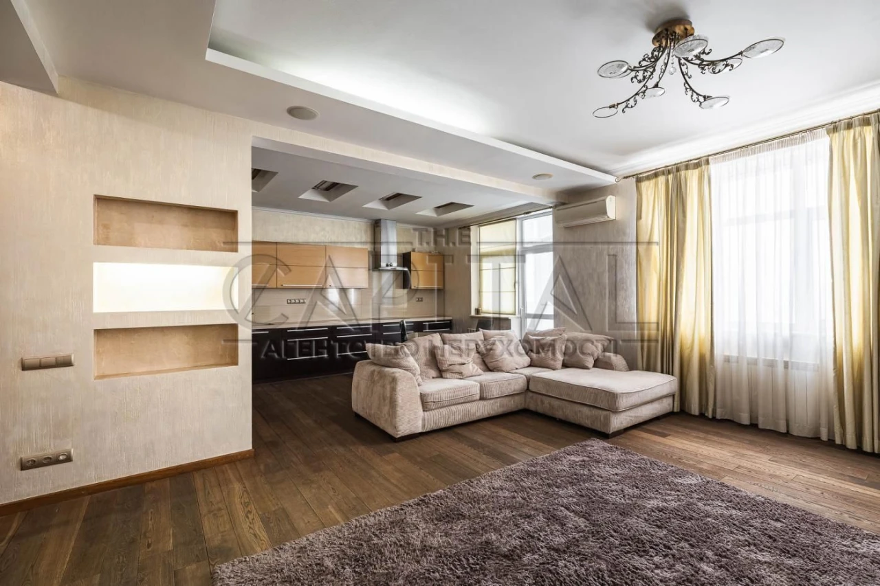 Продаж квартири, вул. Антоновича, Голосіївський район, Центр
