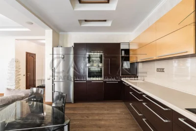Продаж квартири, вул. Антоновича, Голосіївський район, Центр