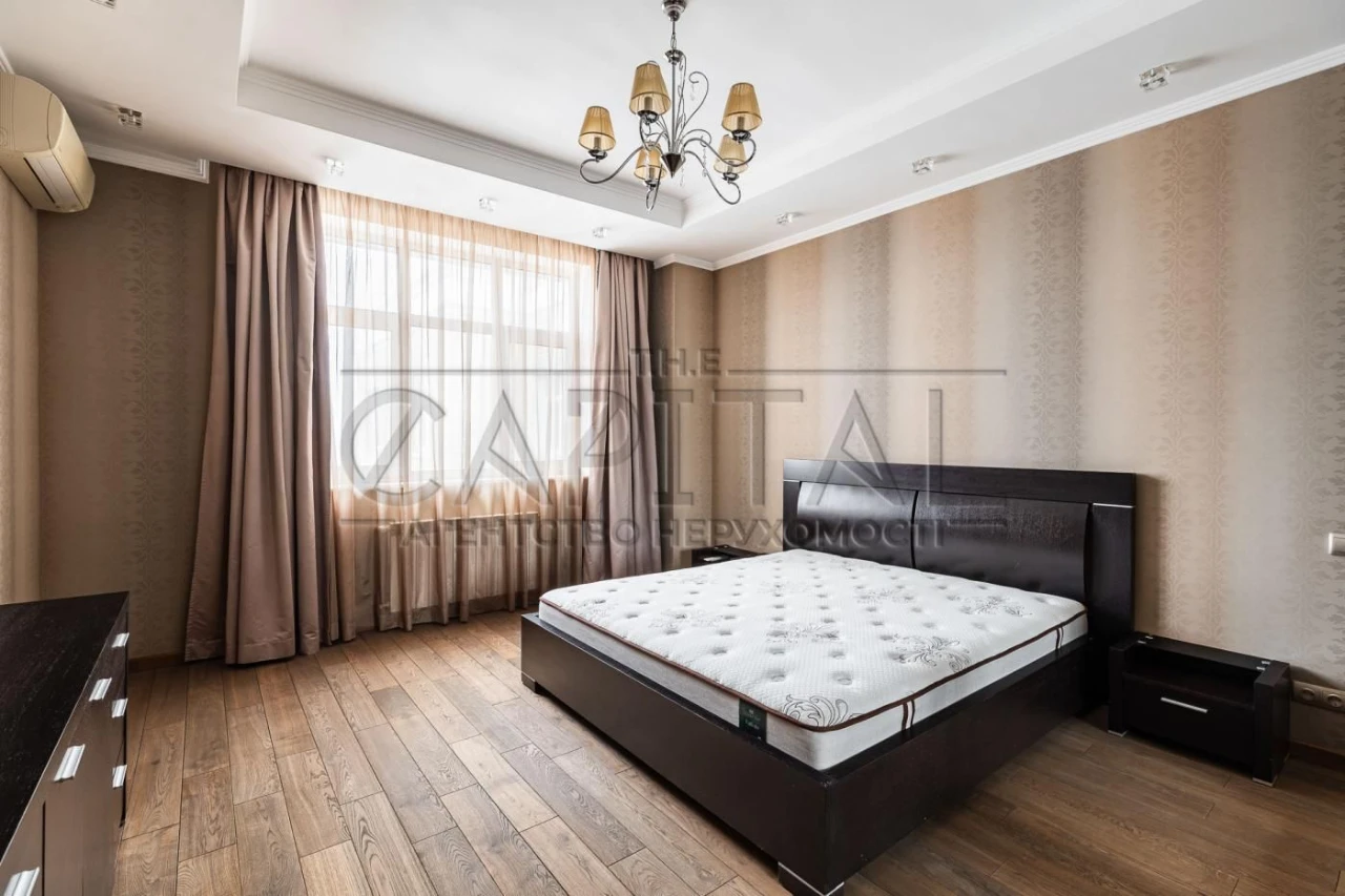 Продаж квартири, вул. Антоновича, Голосіївський район, Центр
