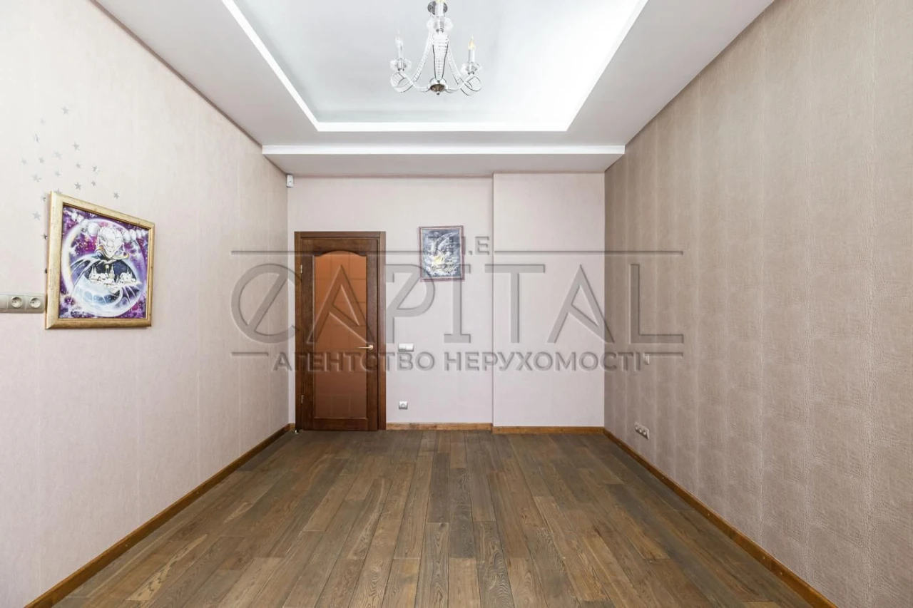 Продаж квартири, вул. Антоновича, Голосіївський район, Центр