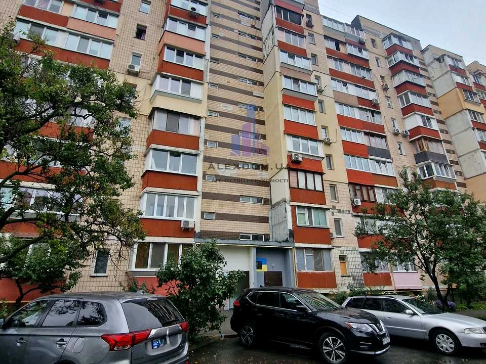 Apartment. Serzh Liphia Street, Kyiv