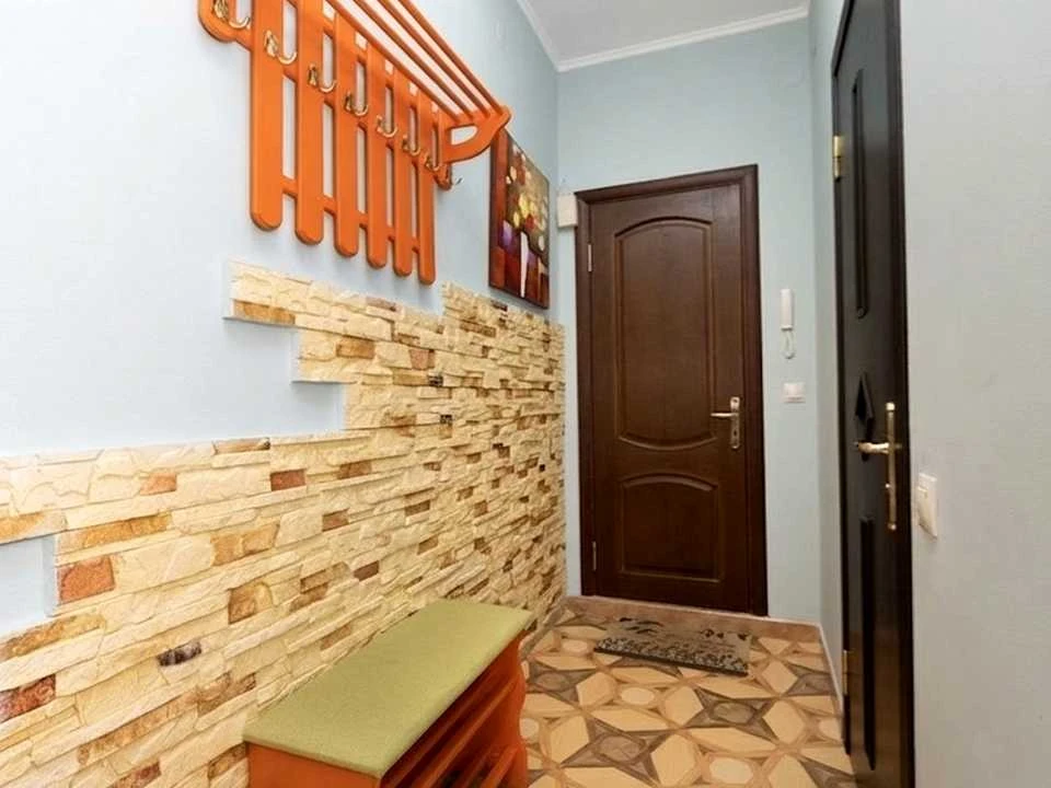 Квартира. Київ, Госпітальна вулиця