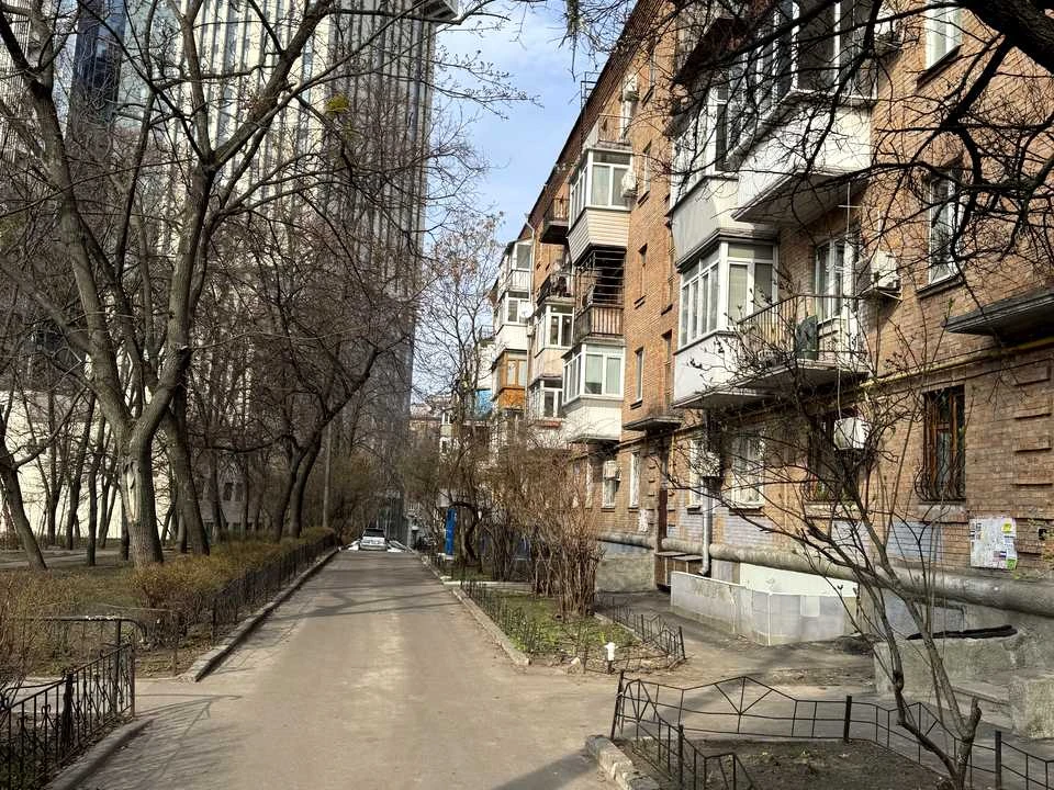 Квартира. Київ, Госпітальна вулиця