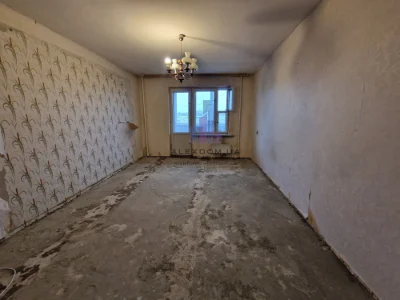 Sale of a one-room apartment on Serzh Liphary Street (Saburova),