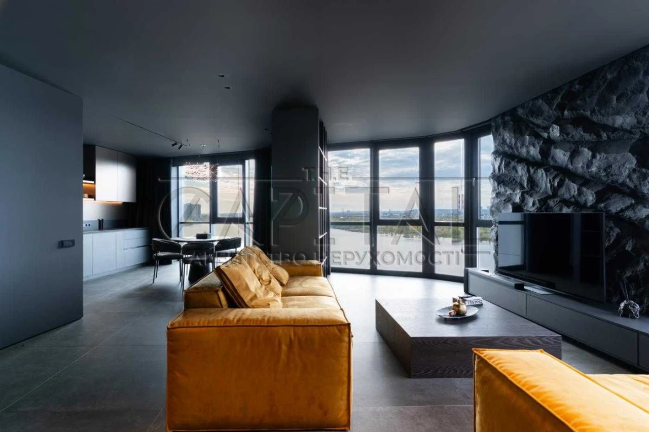 Sale of an exclusive designer apartment with an inverter in the Great ЖК