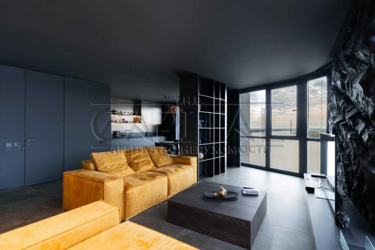 Sale of an exclusive designer apartment with an inverter in the Great ЖК
