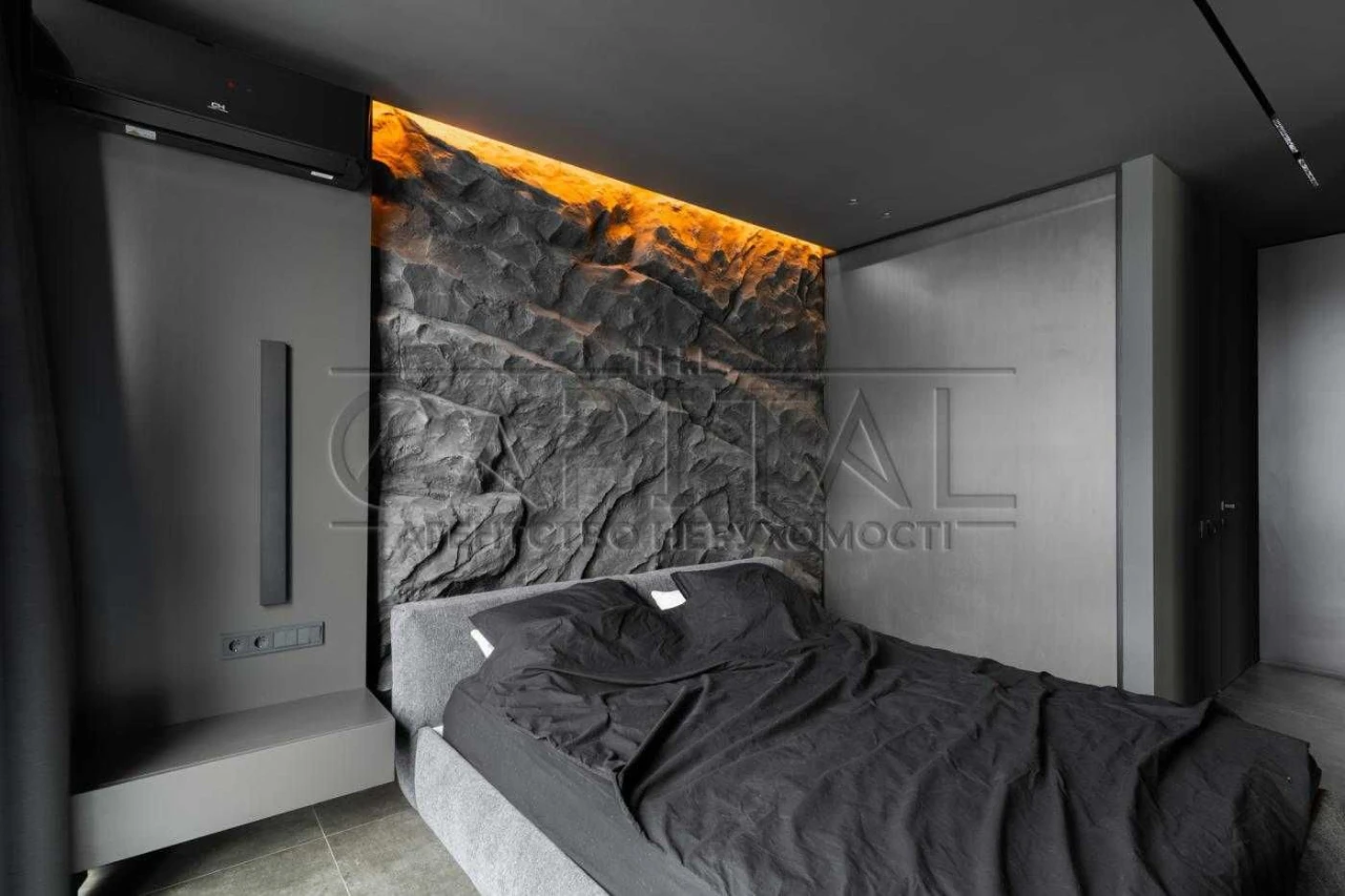 Sale of an exclusive designer apartment with an inverter in the Great ЖК
