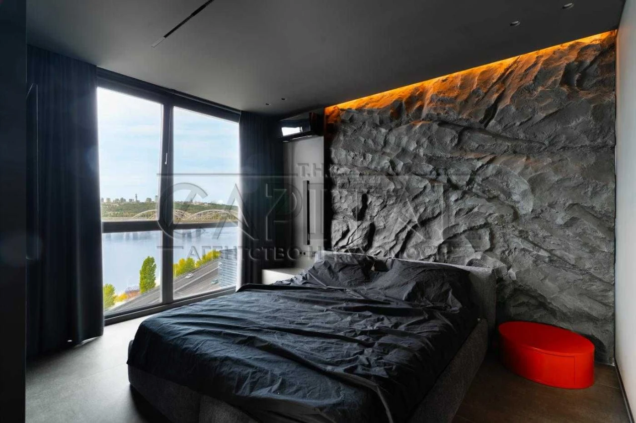 Sale of an exclusive designer apartment with an inverter in the Great ЖК
