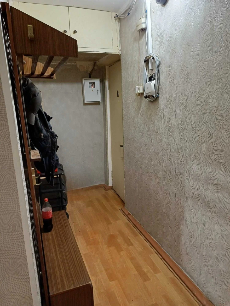 Selling 1-bedroom apartment near Kosmonavtiv Park, Segedska Street