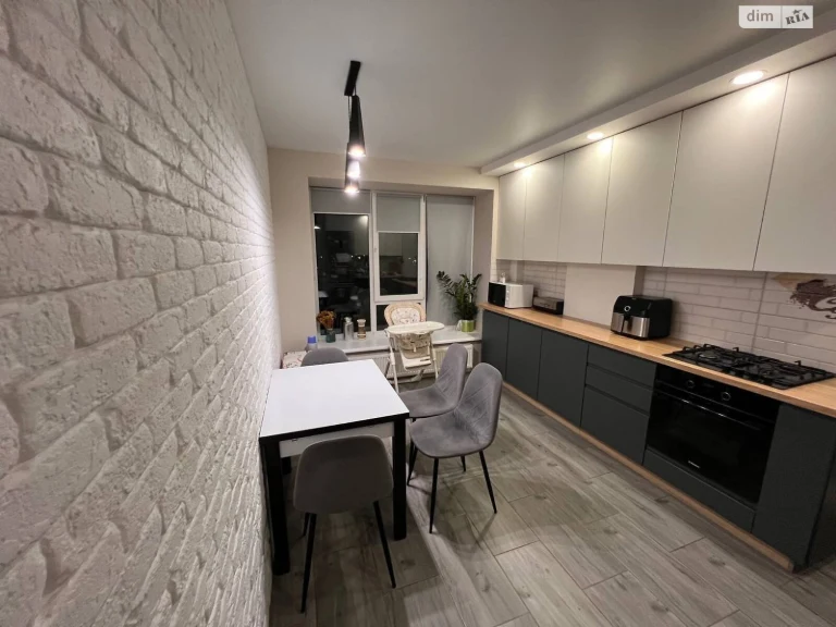 Apartment for Sale: Sosnovsky District