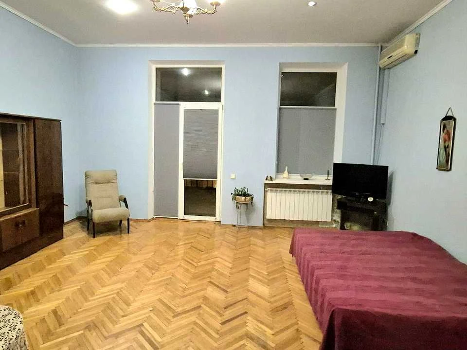 Квартира. Київ, Антоновича вул.
