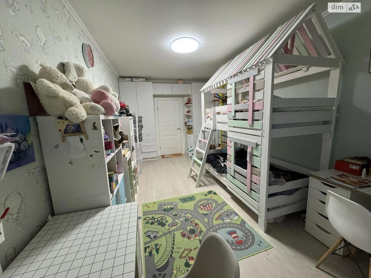 Long-Term Rental Apartment, Poznyaki