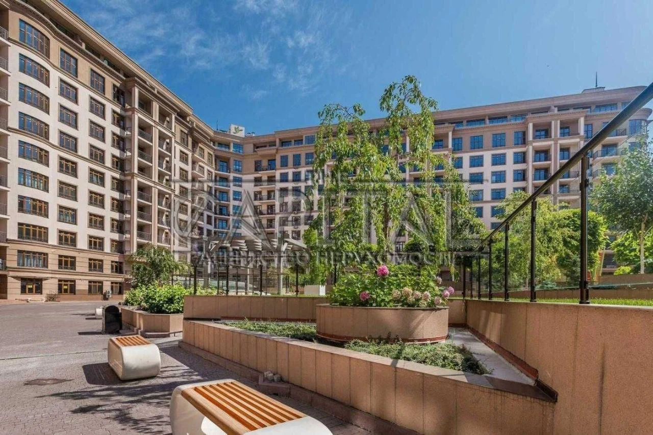 Продажа 3-комнатной квартиры 95 м2 в ЖК «52 Перлина» Печерский район