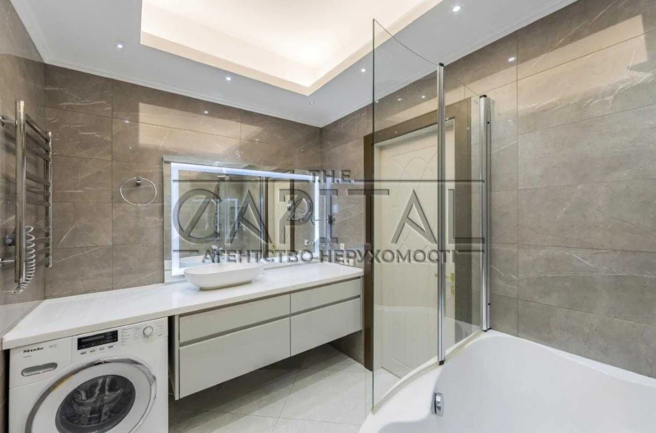 Продаж розкішної квартири 180 м² у ЖК PecherSky | Преміальни