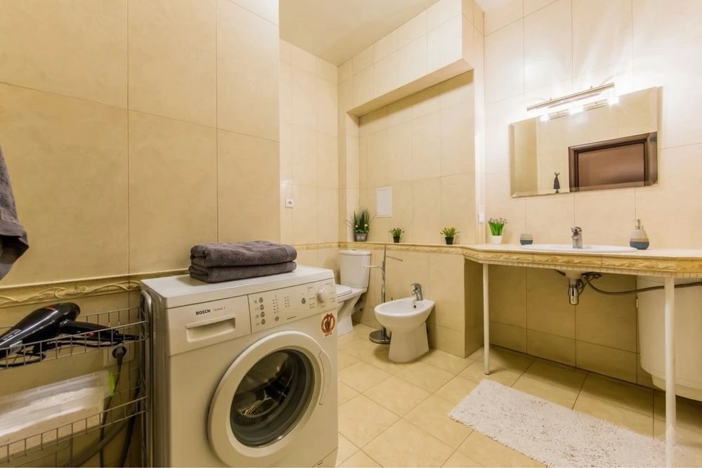 Sale / Apartment, Kyiv, Pechersk District, Baesyna Street