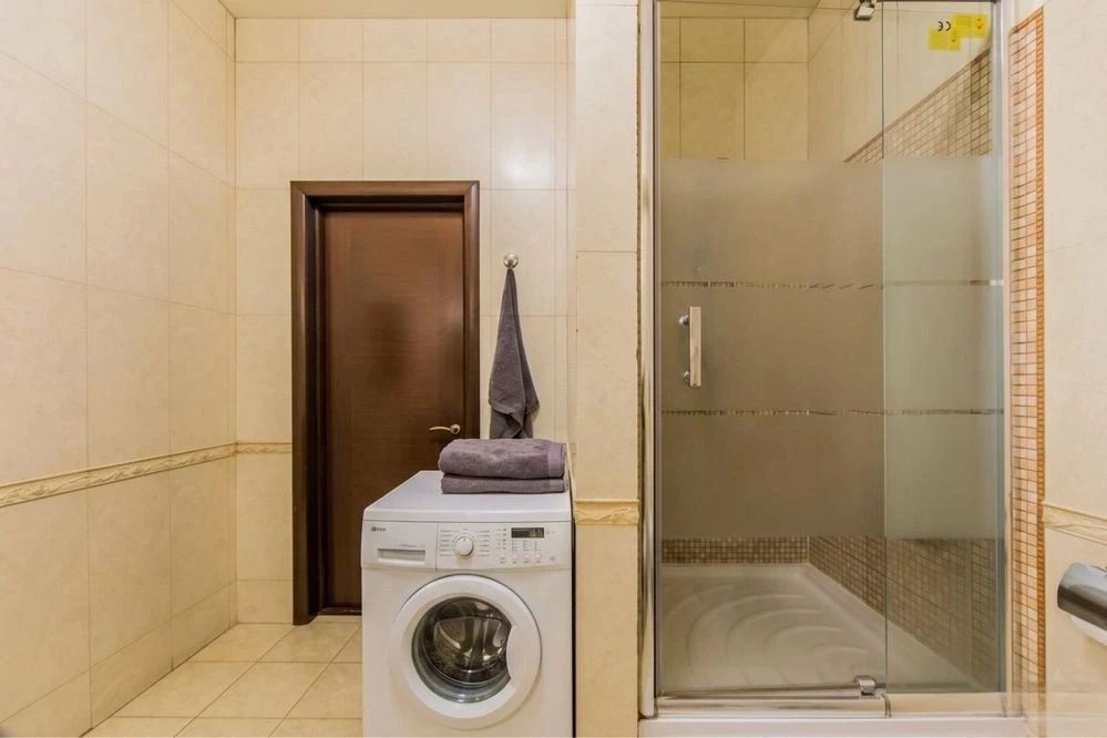 Sale / Apartment, Kyiv, Pechersk District, Baesyna Street