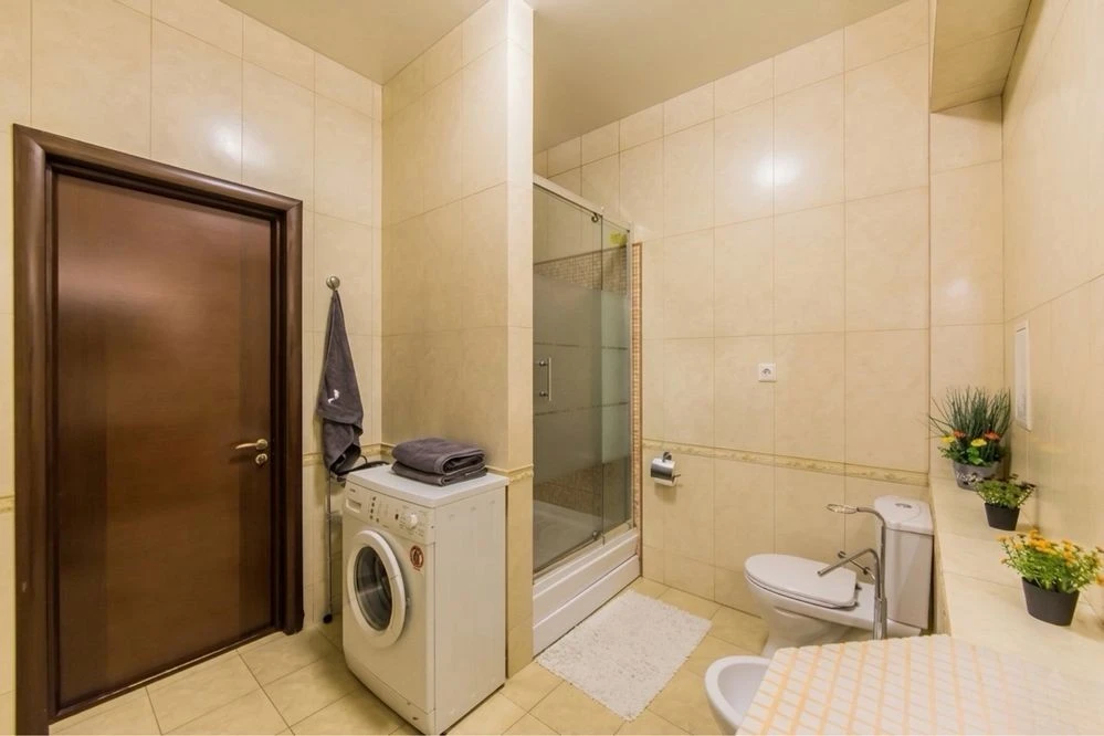 Sale / Apartment, Kyiv, Pechersk District, Baesyna Street